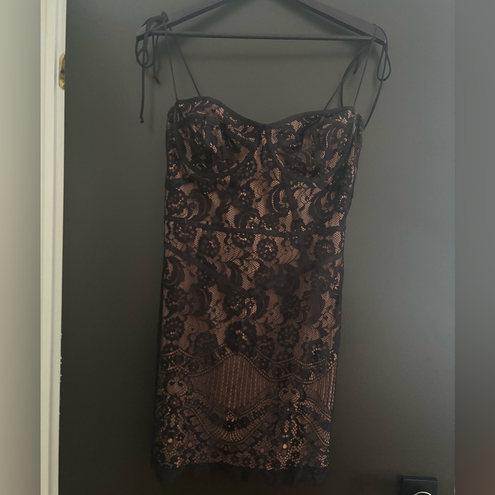 Tati Lace Corset Dress in Noir